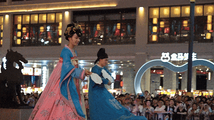 一键收藏！中秋遇国庆，带上这份攻略畅游曲江！