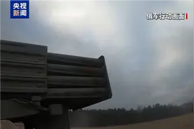 俄称摧毁乌无人艇 乌称击退俄军进攻图片