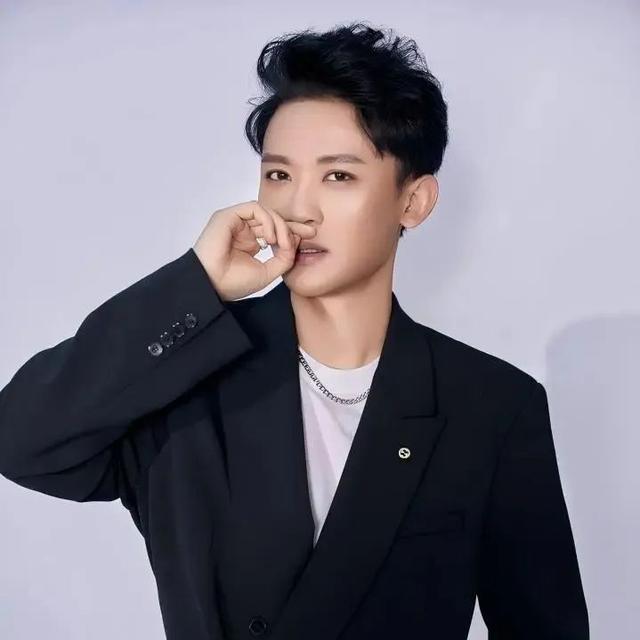 398元=住庄园+吃龙虾+看苏超+赢奖品+看烟花？！