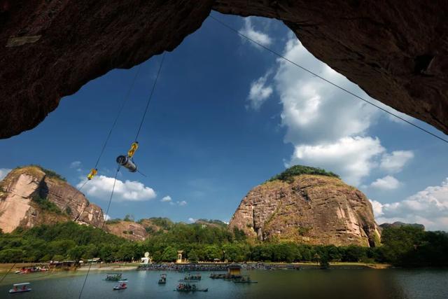 央视《大美中国》爆火23秒！这座“仙人秘境”藏不住了，赶紧安排！