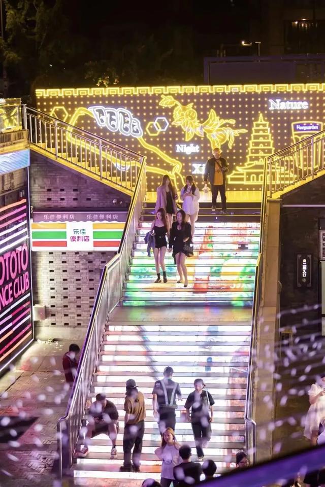 夜夜耶耶~解锁暑期夜游曲江的N种打开方式