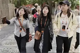 台湾双胞胎姐妹乐当中华文化传扬者图片