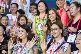 南国智库·财经观察｜暑期入境游热度飙升，琼式魅力“圈粉”境外游客图片