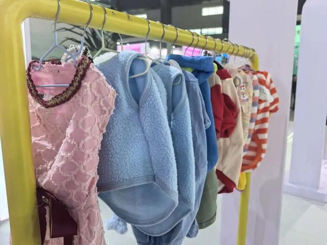 主题打卡、志愿服务、品牌展区…青年发展型城市的宠物博览会亮点多多