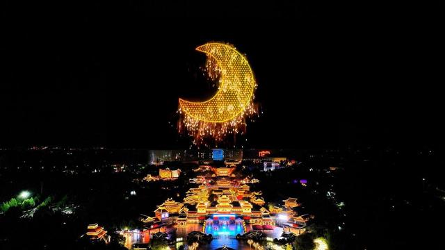 河北磁县：花样“新夜态” 燃动“夜经济”