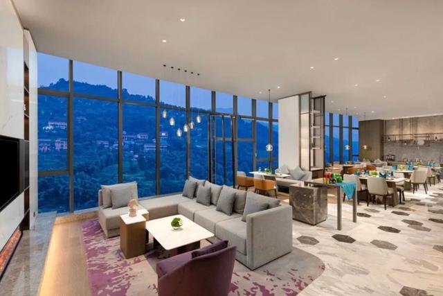 雅安首家五星级旅游饭店诞生！雅安皇冠假日酒店获评五星级旅游饭店