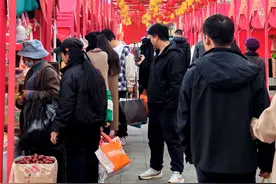 新春走基层｜昆明新螺蛳湾年货市场购销两旺图片