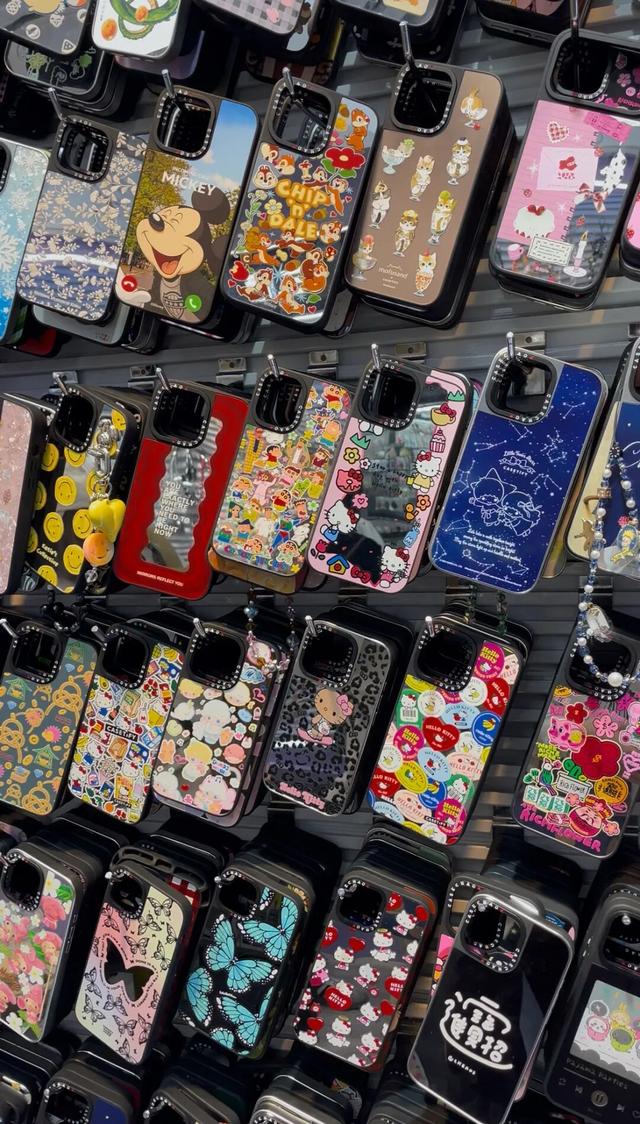 700块的手机壳界爱马仕，华强北仿货遍地