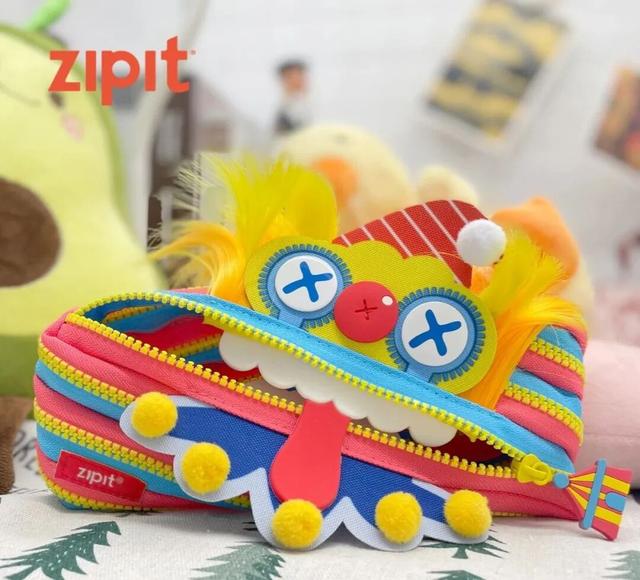 超好玩的机器人宠物	，陪伴它、训练它，还能边玩边学科学知识！