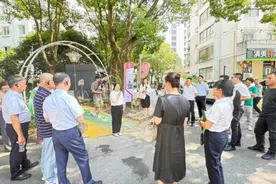 闵行物业企业党员在这里同上一堂党课！图片