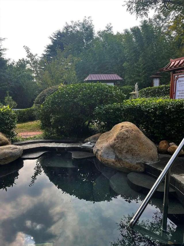 冬游齐鲁 暖意相约②丨这些神仙去处暖fufu，山东“温泉游”解锁冬季”松弛感”