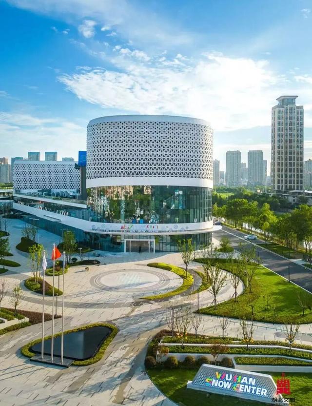 一键收藏！卾冬最全滑雪攻略