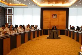 澜湄万里行记者团赴泰国皇家陆军电视台第五频道交流图片