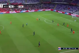 19年亚洲杯国足2-1逆转泰国挺进8强！肖智破门郜林点射！视频封面