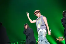 歌单曝光！伯远《下一战歌手》唱跳致敬张学友金曲《饿狼传说》图片