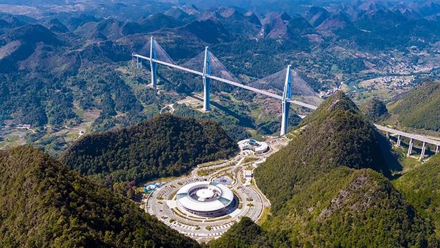 从“路过”到“留下”： 平塘“天空之桥” 开创桥旅融合全新典范