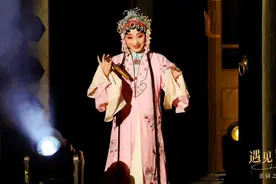 喜欢上海旧式里弄、也爱逛这里的小店和音乐会，上海好玩还好听！图片