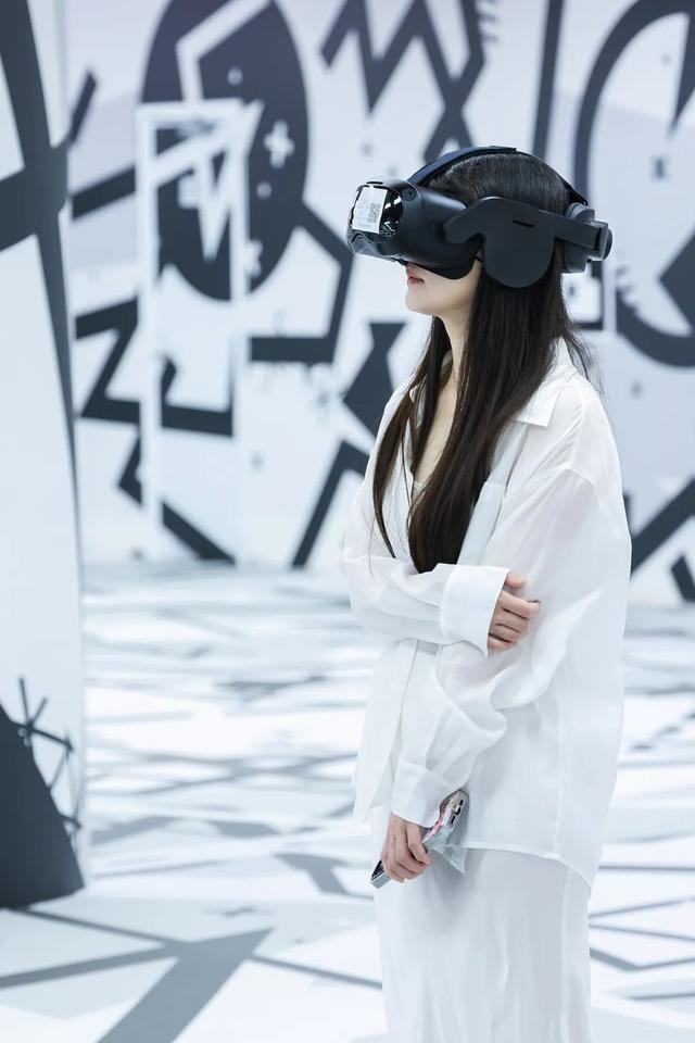 书展好逛，周边这些好玩有趣的项目也不容错过↑丨看书展，逛静安
