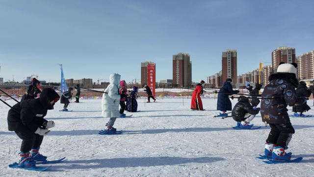 绒雪映北疆  赛博乐队+冰锅漂移，海拉尔的冰雪不止于景