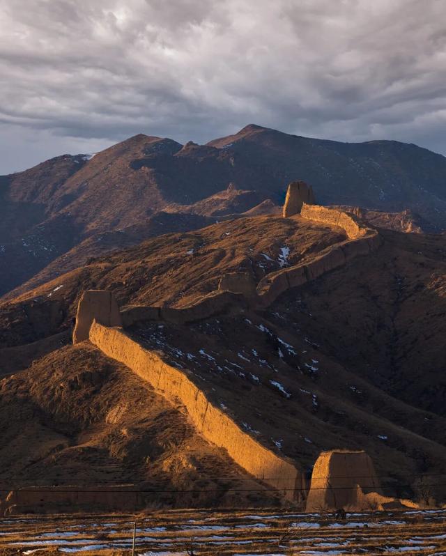 长城一号旅游公路：千年烽燧廊道品读长城千年风华