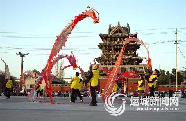 舞起龙之势 荡开文旅韵