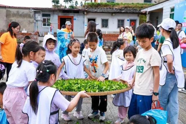 玩转“双节”！这里有超多新玩法！快来解锁“狂欢地图”……
