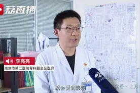手腕使用过度，这种病被明确是职业病！一个方法教你自测图片