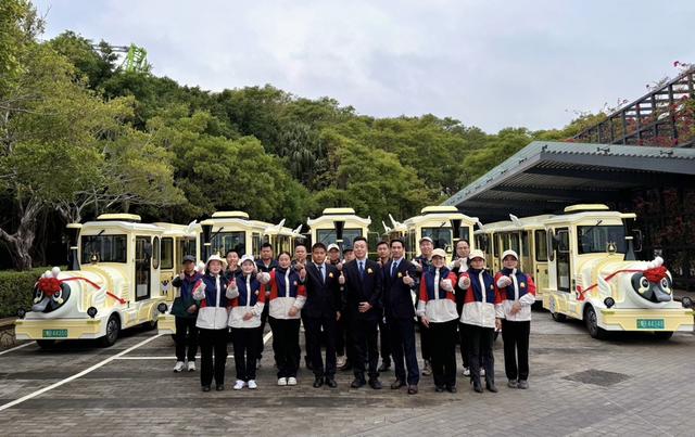 会跑的“黑脸琵鹭”！深圳湾公园观光小火车“深小湾号”发车啦