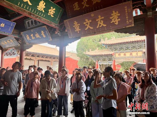 香港学子甘肃行：草原共舞访汉墓颠覆印象