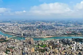 化州市委书记邓泽友：以促进派实干家作风，推动县域振兴加速跑图片