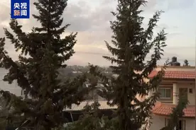 以军与巴武装组织在加沙城发生冲突图片