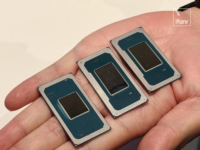 英特尔想造一种很新的 AIPC