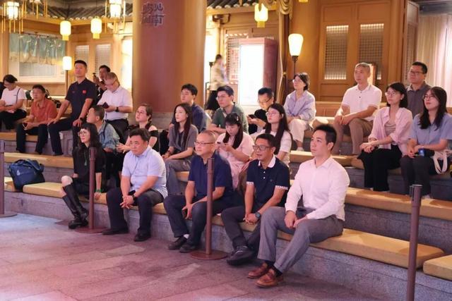 明起，免费入园！