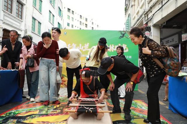 寻韵白沙境 共赴“啦奥门” 白沙山兰文化预热活动燃动海口骑楼