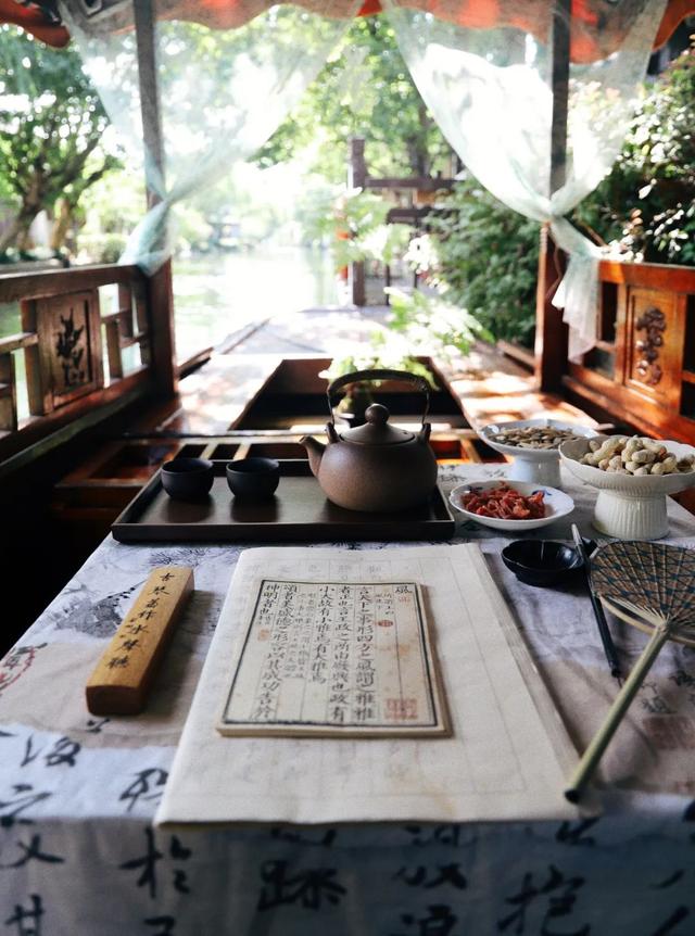 乐游吴江丨球场喧嚣外，寻一抹茶香！