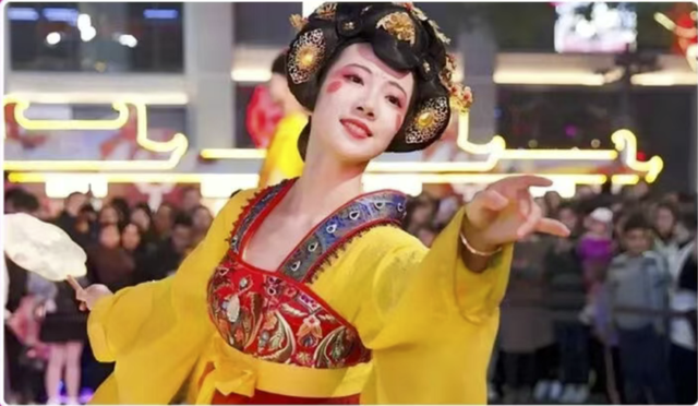 周末来这里！2000多份奖品！瓜分大蛋糕……