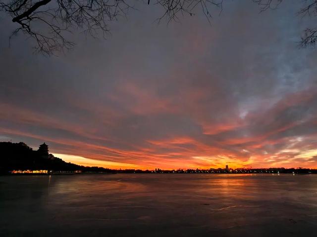 今早北京绝美朝霞，来了！
