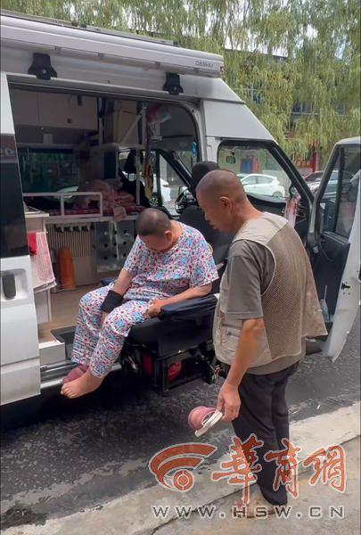 71岁的他硬核宠妻 8年来带着瘫痪妻子自驾游全国