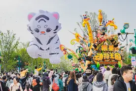 清明出游正当时！超15万人次畅游郑州银基国际旅游度假区图片
