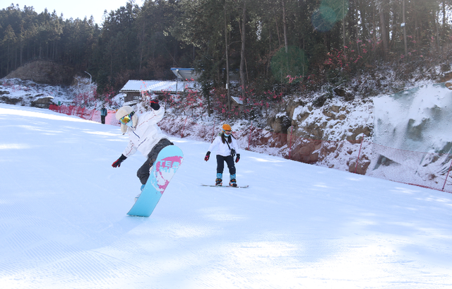 一键收藏！卾冬最全滑雪攻略