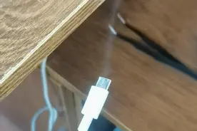 有这种充电线的，赶紧拔掉！快自查图片