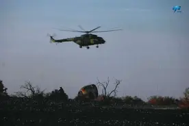 “舱落机临”是如何做到的？揭秘围绕神舟十六号展开的大漠寻“舱”图片