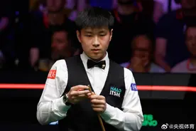 斯诺克世锦赛半决赛第一阶段 赵心童4-4战平奥沙利文图片