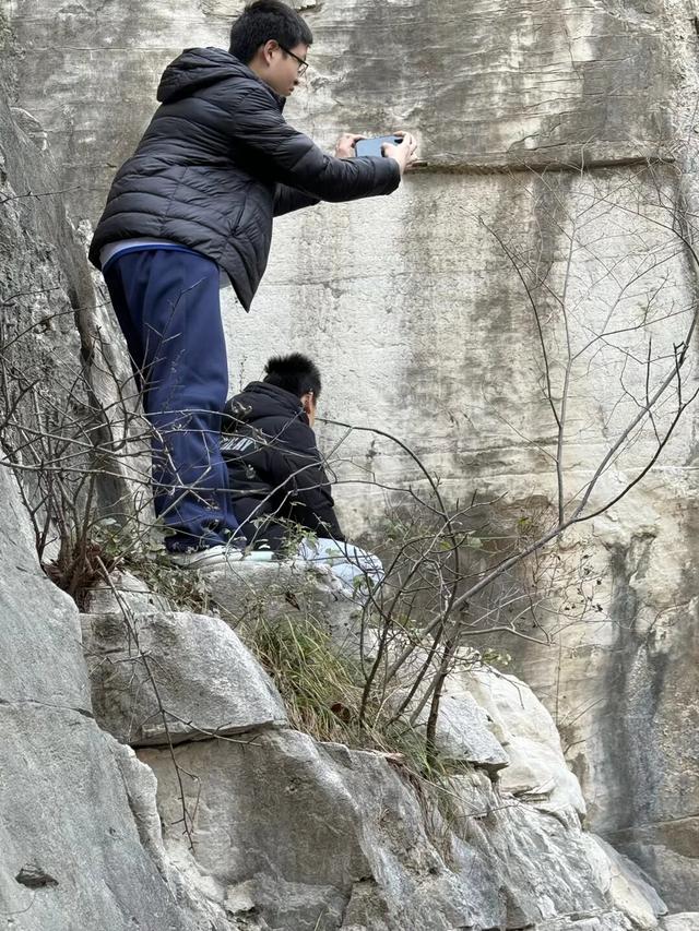 从黄河走向青山：惟有山头石，常带太古色 | 人文