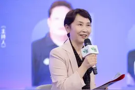 秋天参军的近视青年，建议2月份完成矫正手术图片