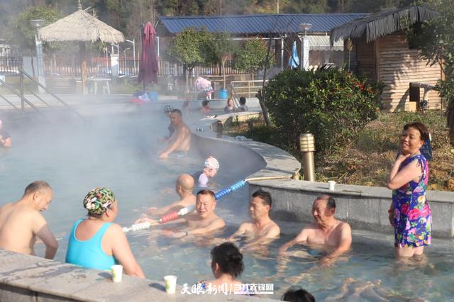 日均超百人次！凯里挂丁温泉成冬日“取暖”热门地