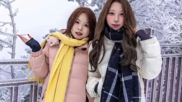 这个冬天，别再“猫冬”啦！300米超长滑道，来这开启嬉冰赏景的雪上之旅