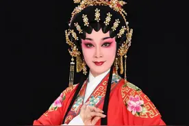 蒋文端从艺四十年不改初衷：敬畏粤剧 享受粤剧图片