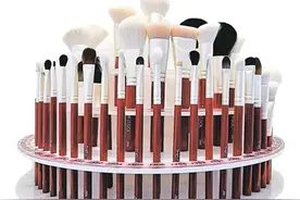 小商品 大产业丨小刷子做成大生意图片