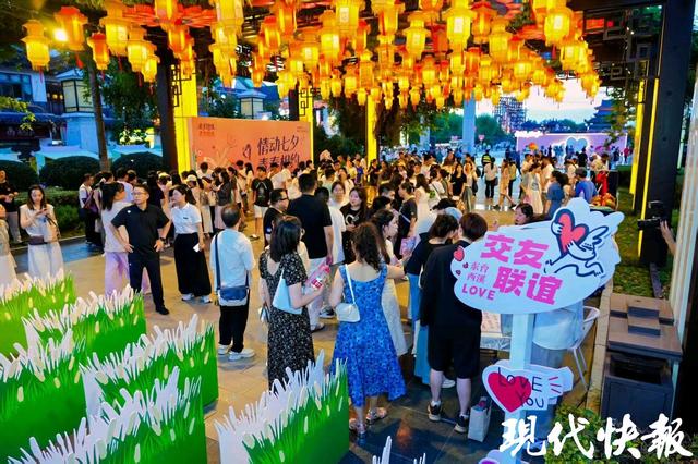 鹊桥上，东台西溪的人间模样